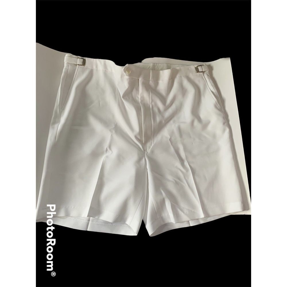 Mens NWT Island Club Ltd. Adj Waist White‎ Shorts Size Approx. 44 x 8" Inseam
